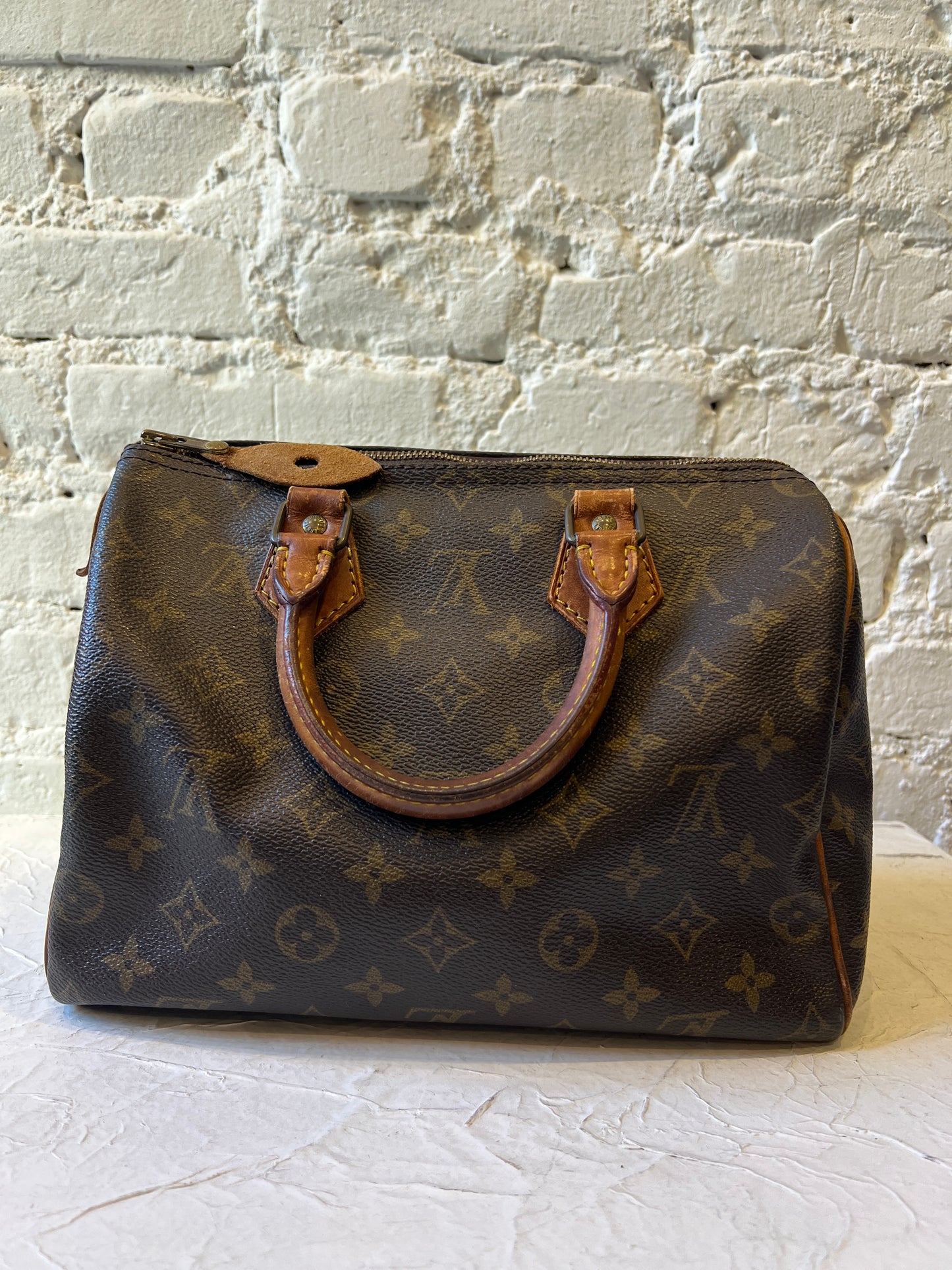 Vintage Louis Vuitton Speedy 25 Bag