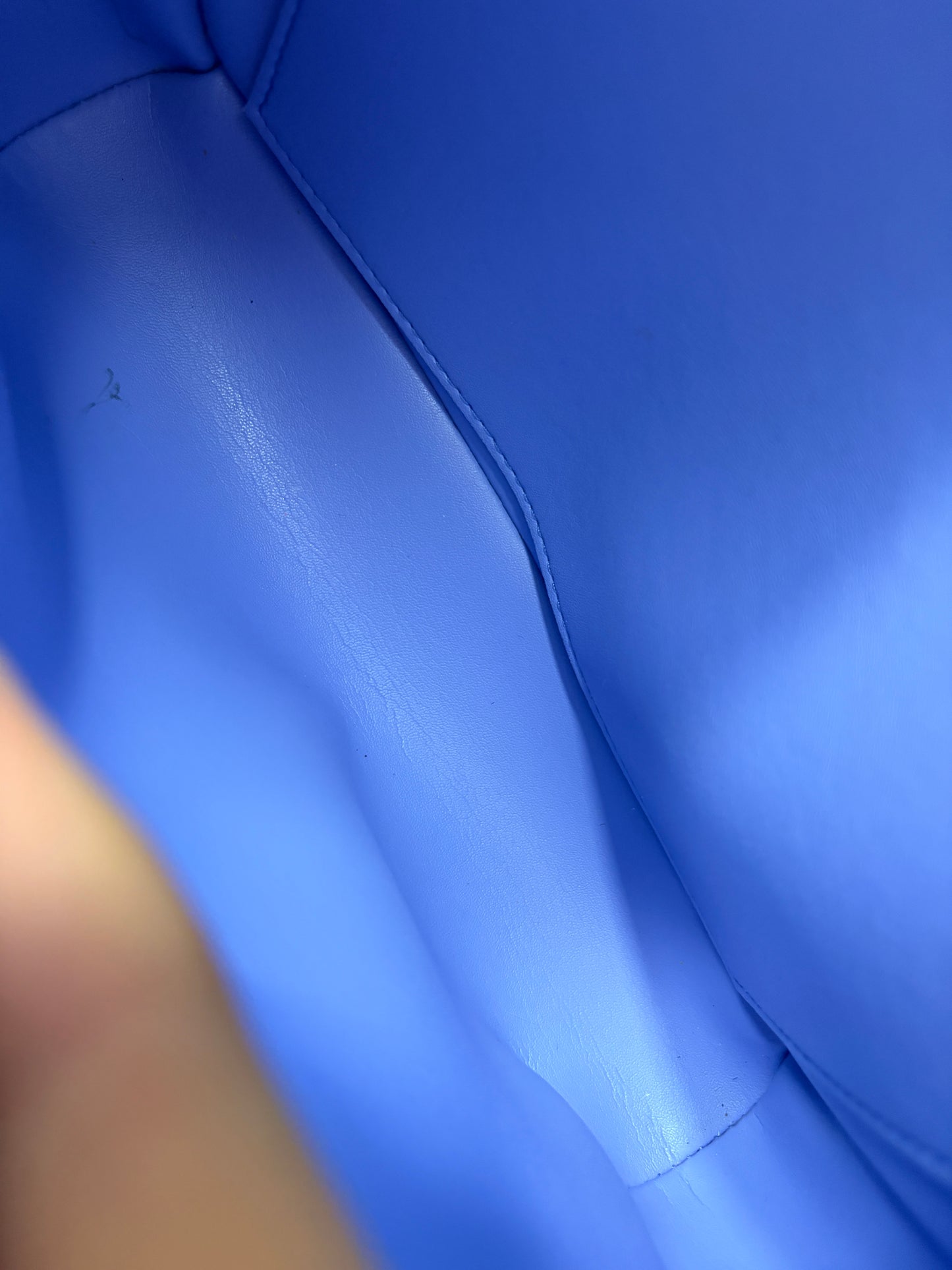 Louis Vuitton Thompson Vernis Bag in Blue