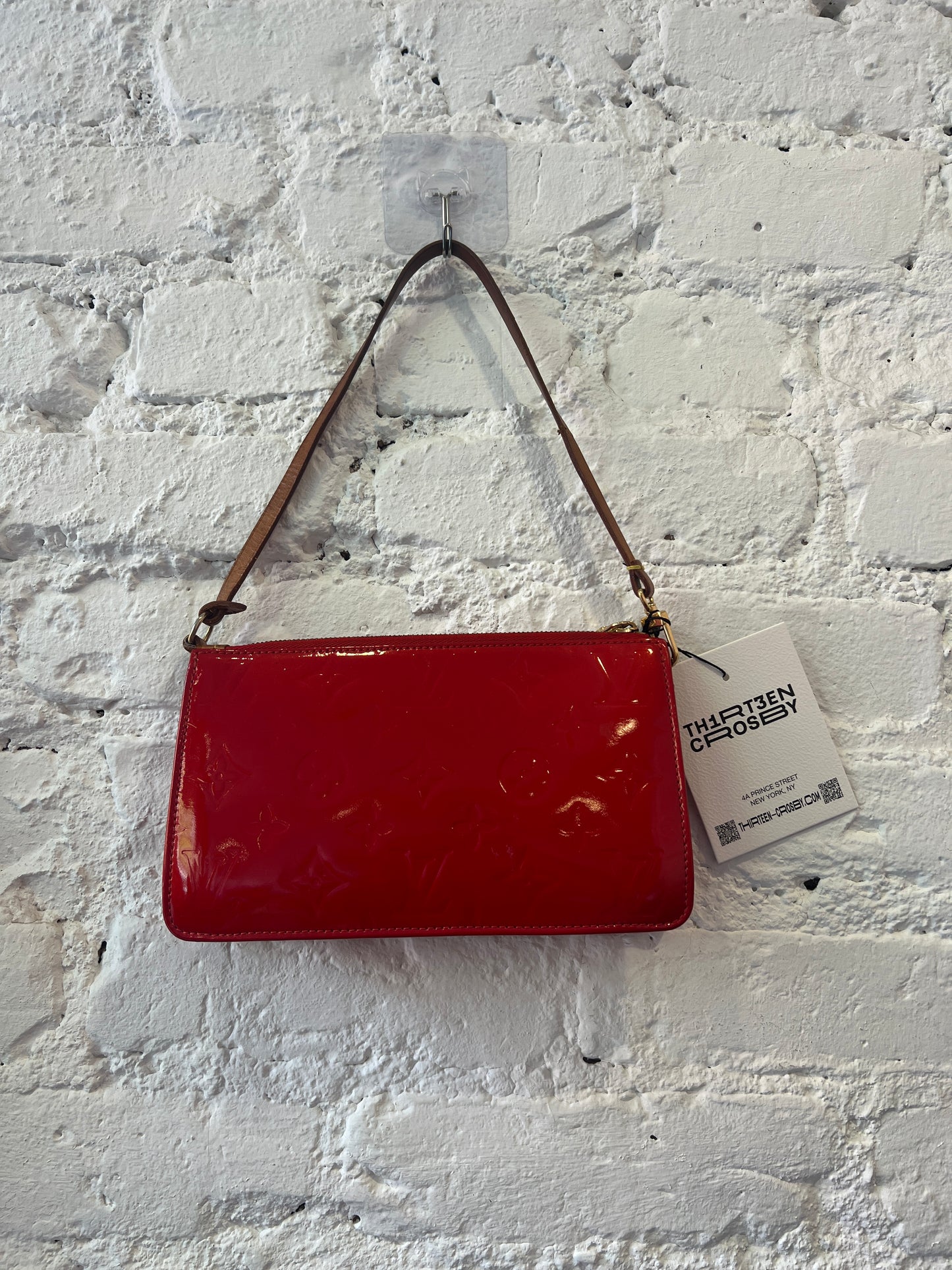 Louis Vuitton Vernis Pochette in Red
