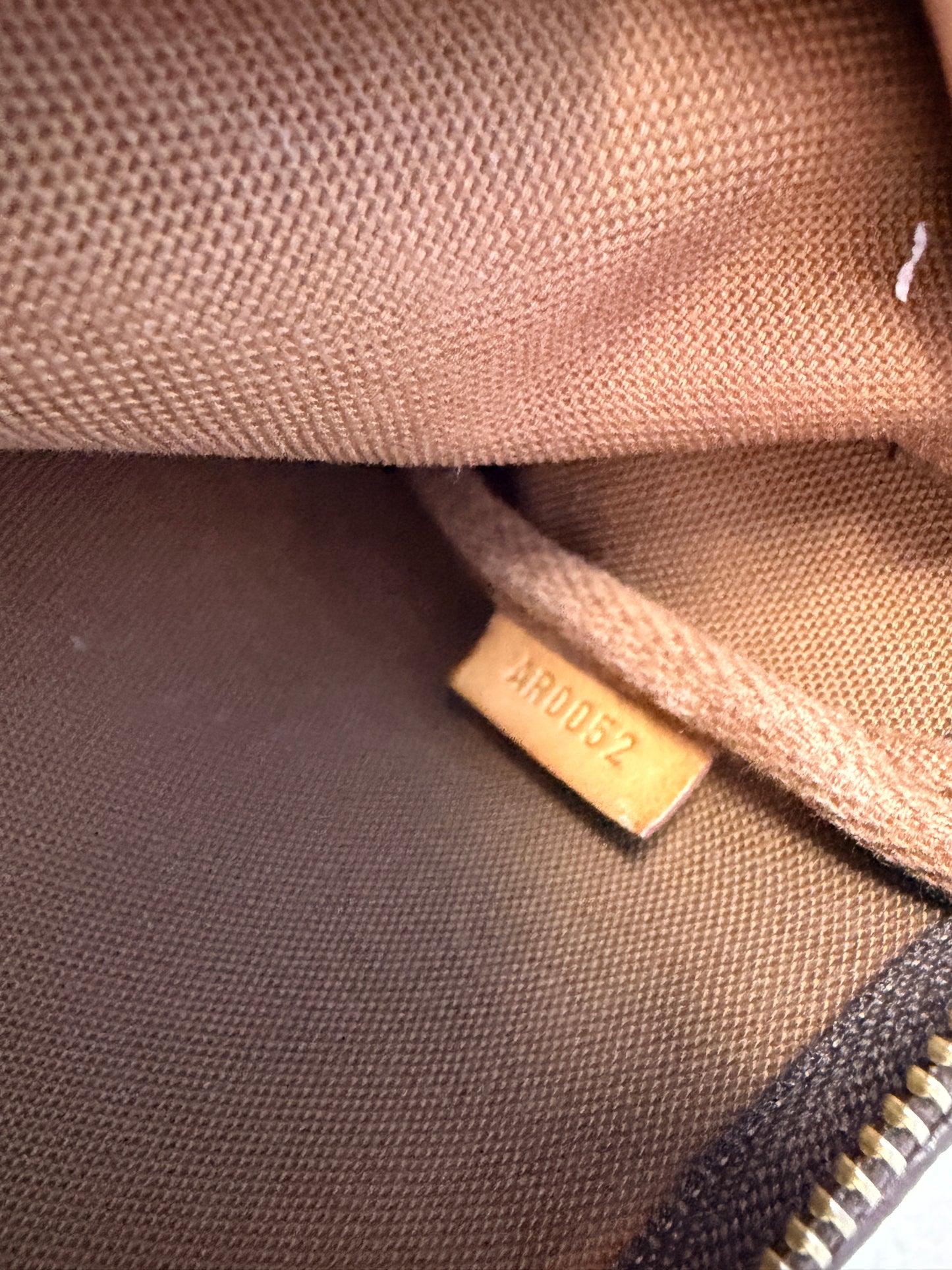 Louis Vuitton Monogram Pochette