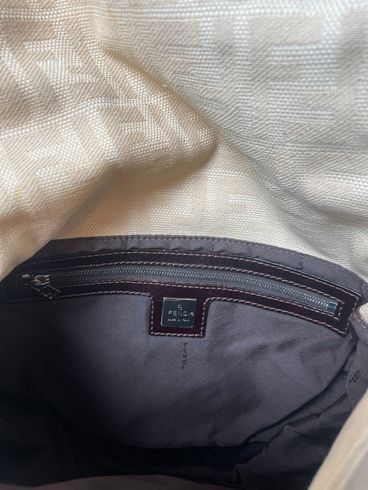 Fendi Zucca Mamma Baguette (Cream)