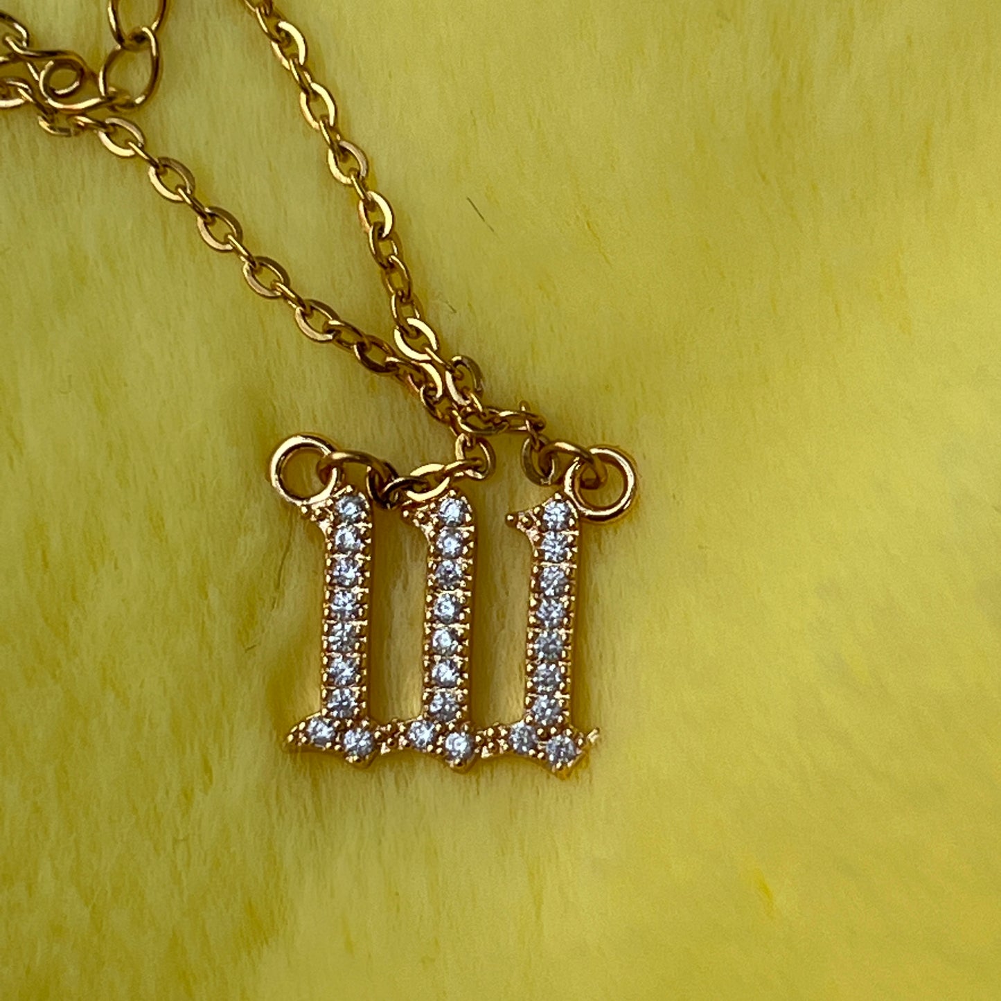 111 Angel Numbers Necklace (Gold)