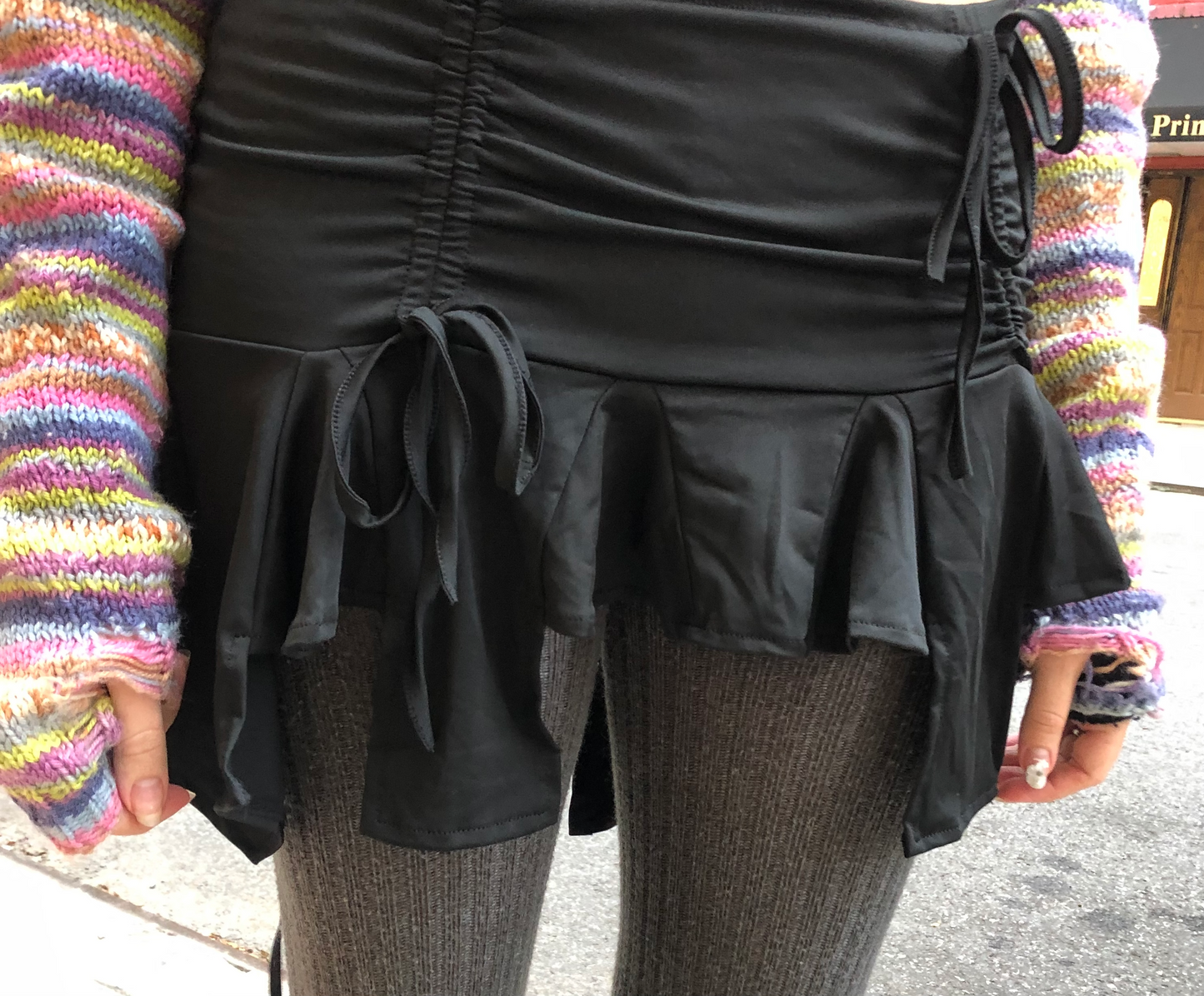 Y2K Style Ruffle Skirt in Black