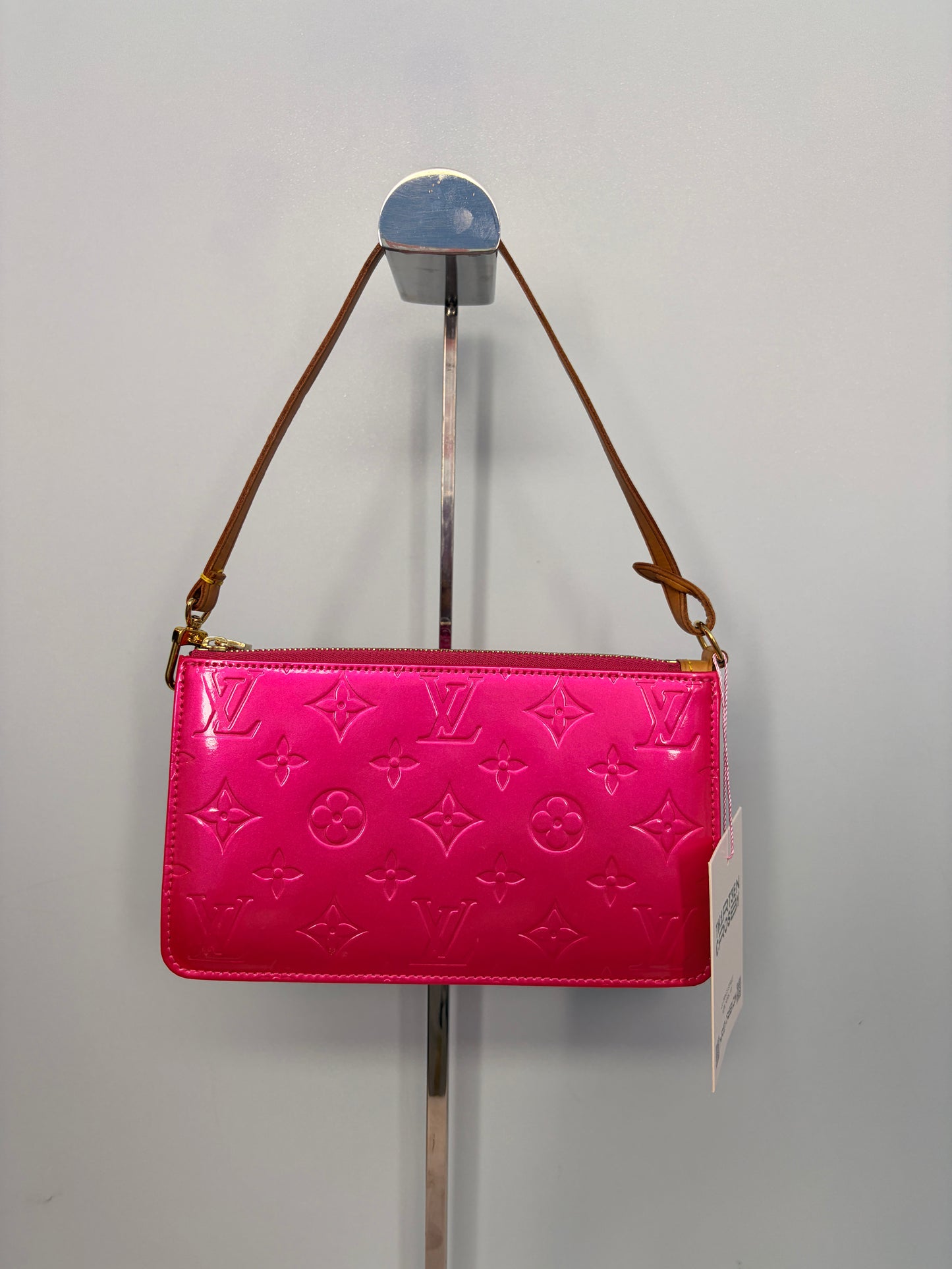 Louis Vuitton Vernis Lexington Pochette in Hot Pink