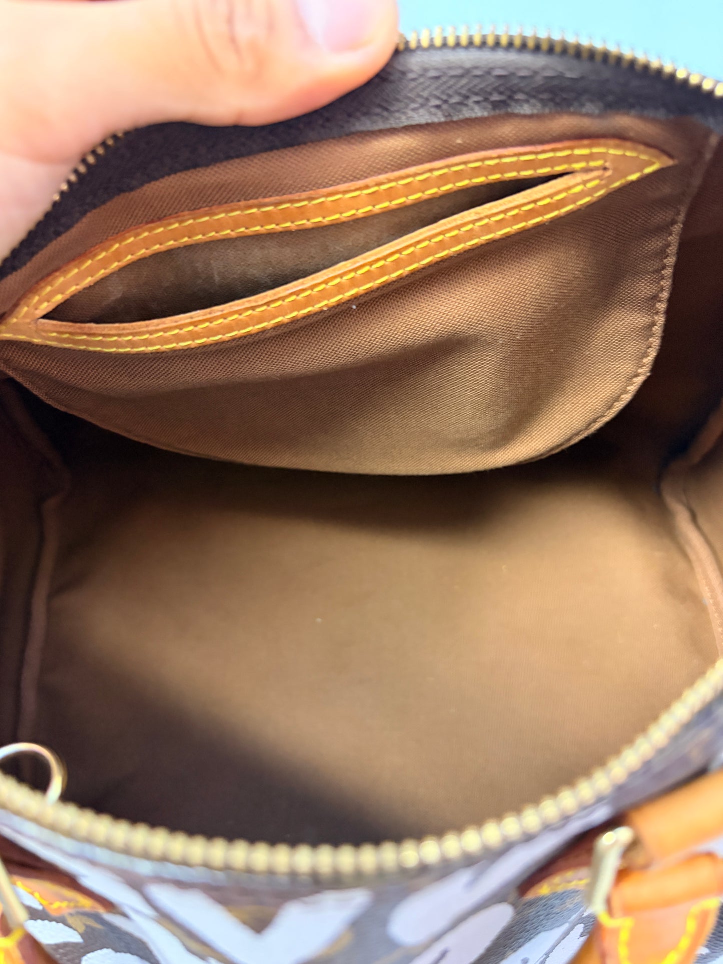 Louis Vuitton White Graffiti Speedy 30