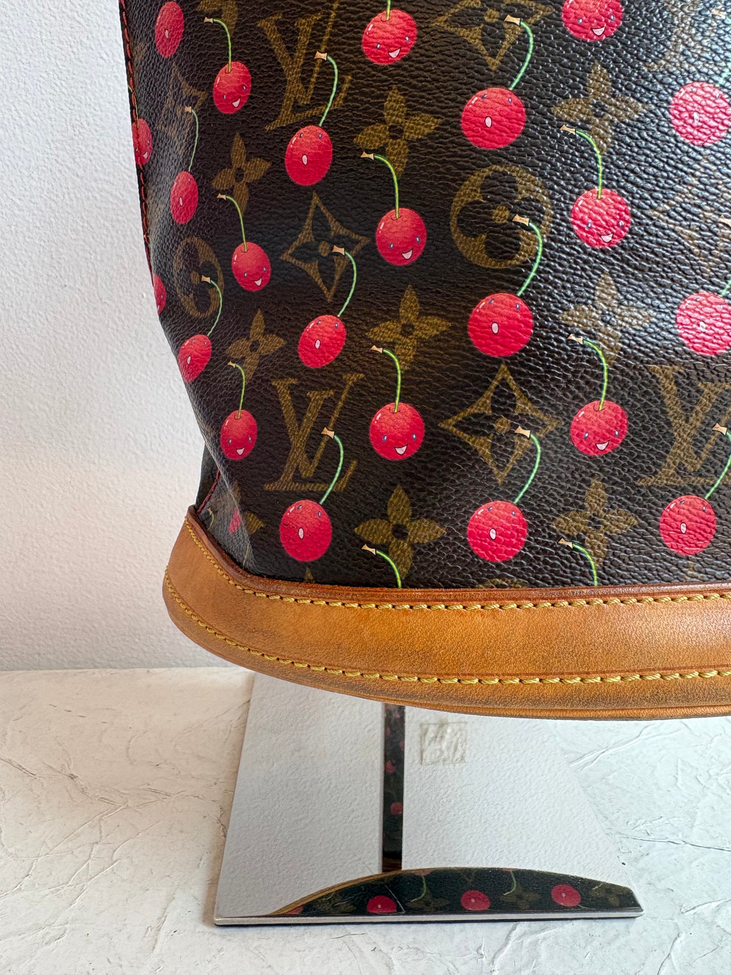 Louis Vuitton x Takashi Murakami Cherry Petit Bucket