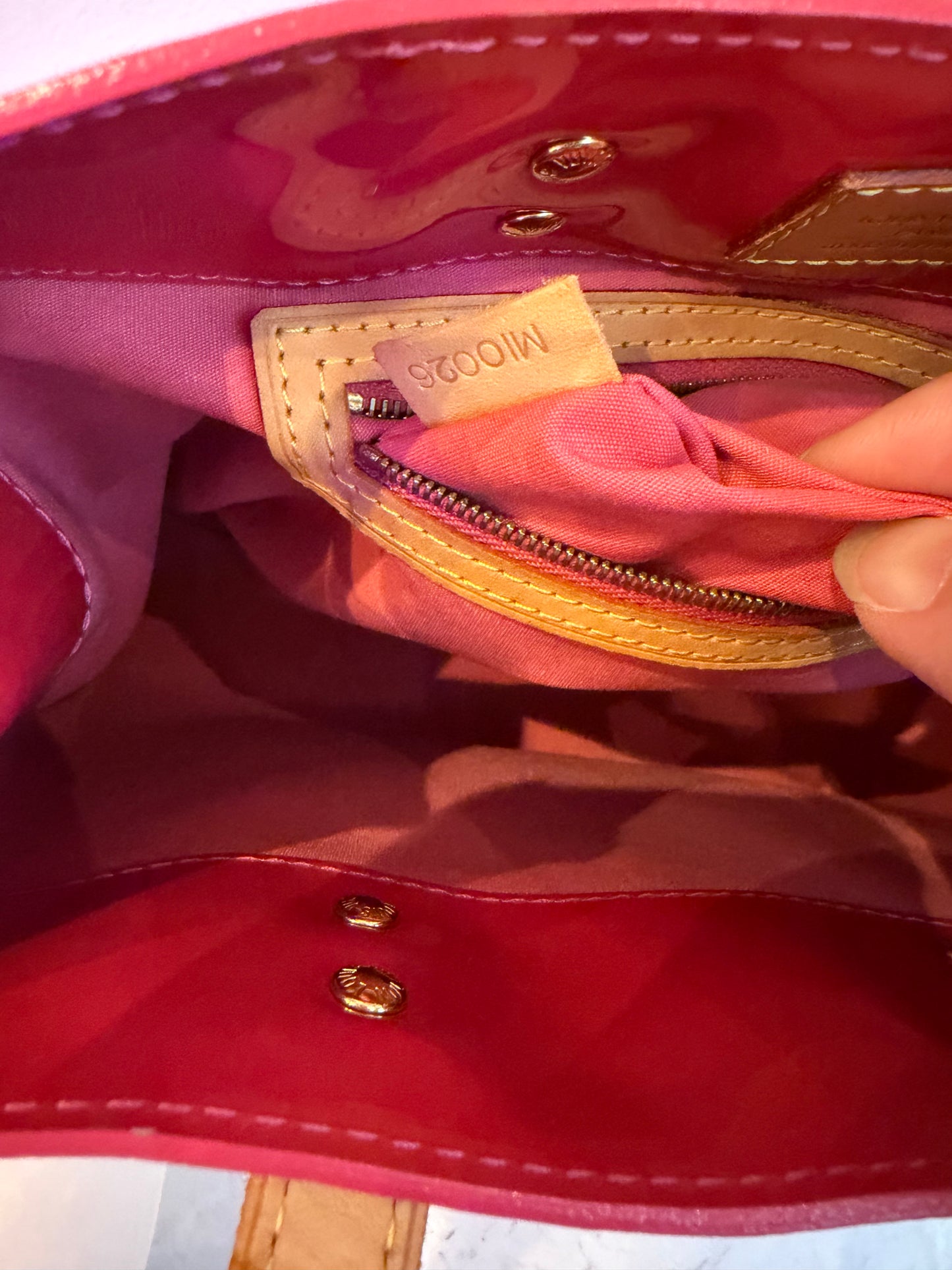 Louis Vuitton Vernis Reade PM Mini Tote in Pink