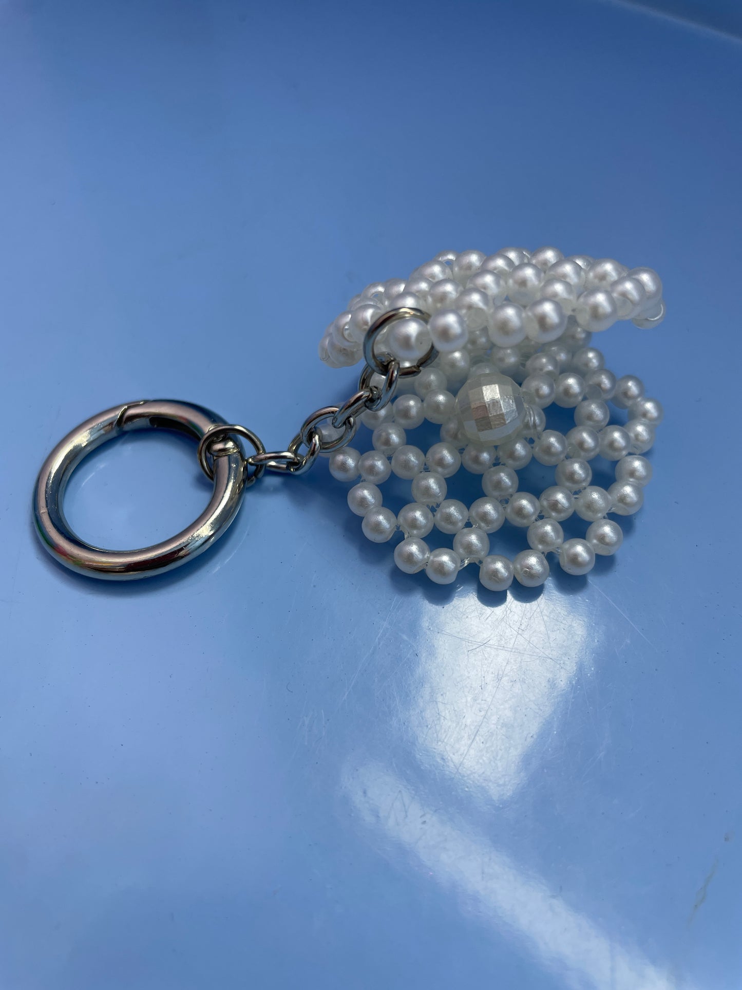 Clam & Pearl Beaded Keychain