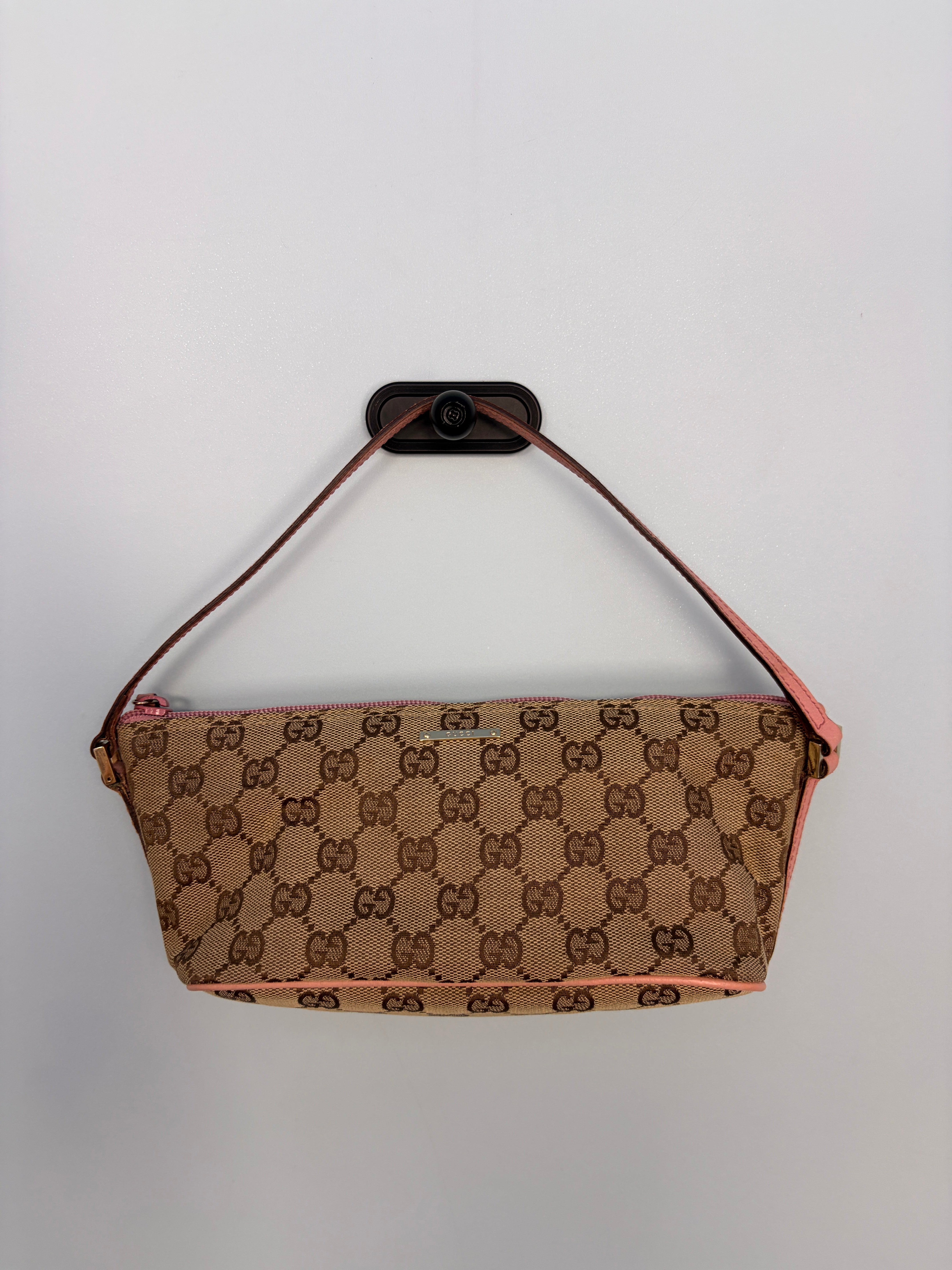 Gucci – Thirteen Crosby