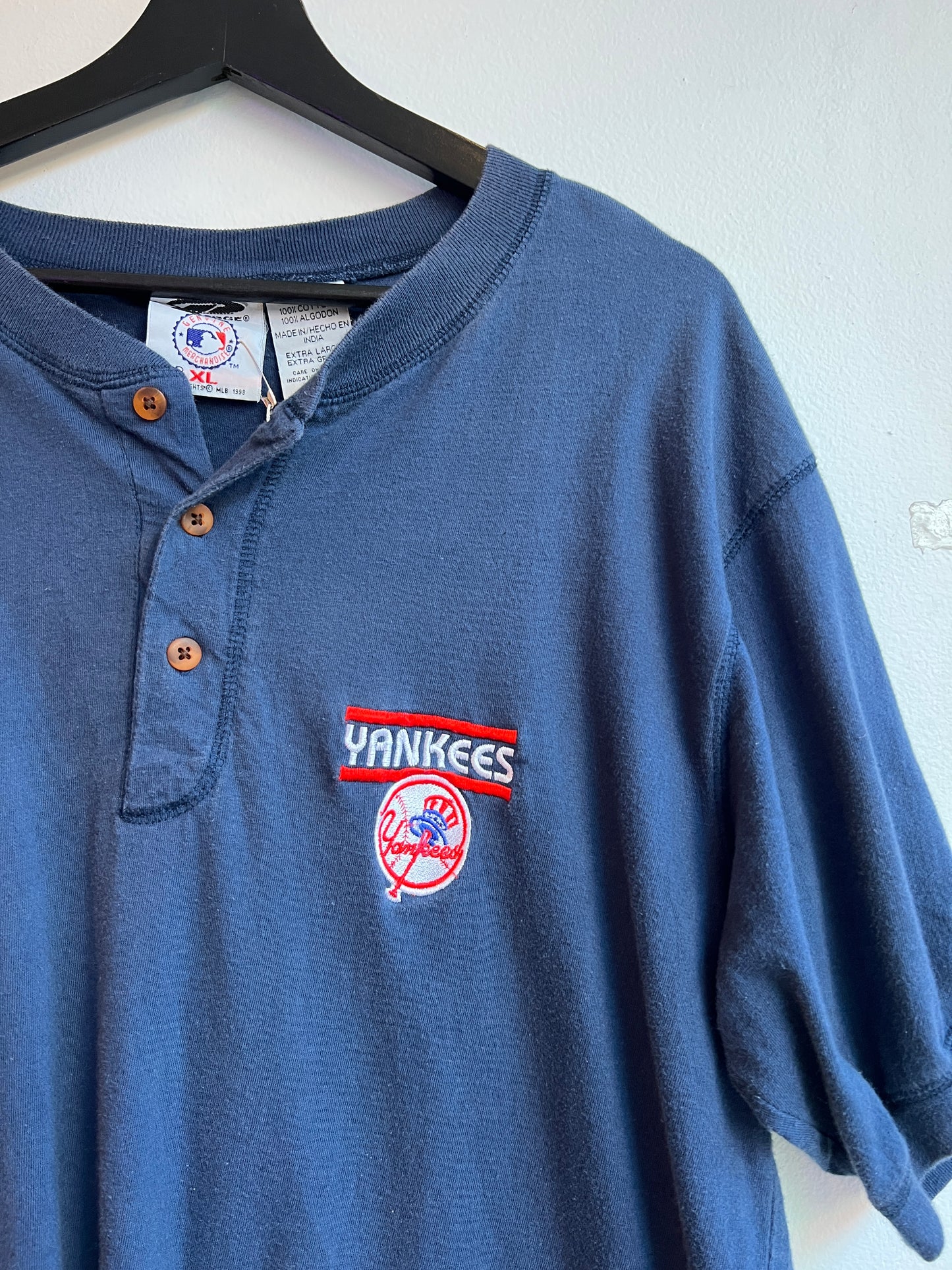 Vintage Yankee T-Shirt Henley
