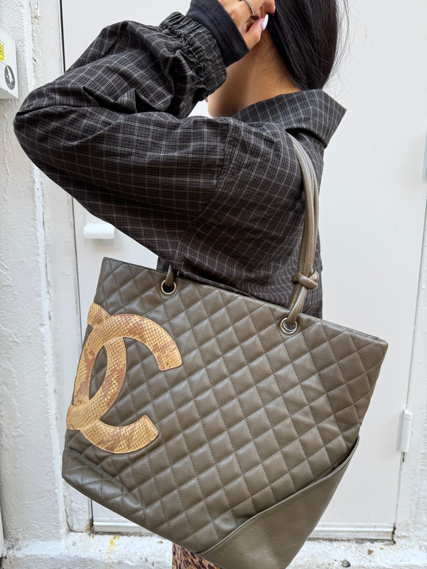 Chanel 2004 Olive Green Leather Python CC Cambon Medium Tote Bag