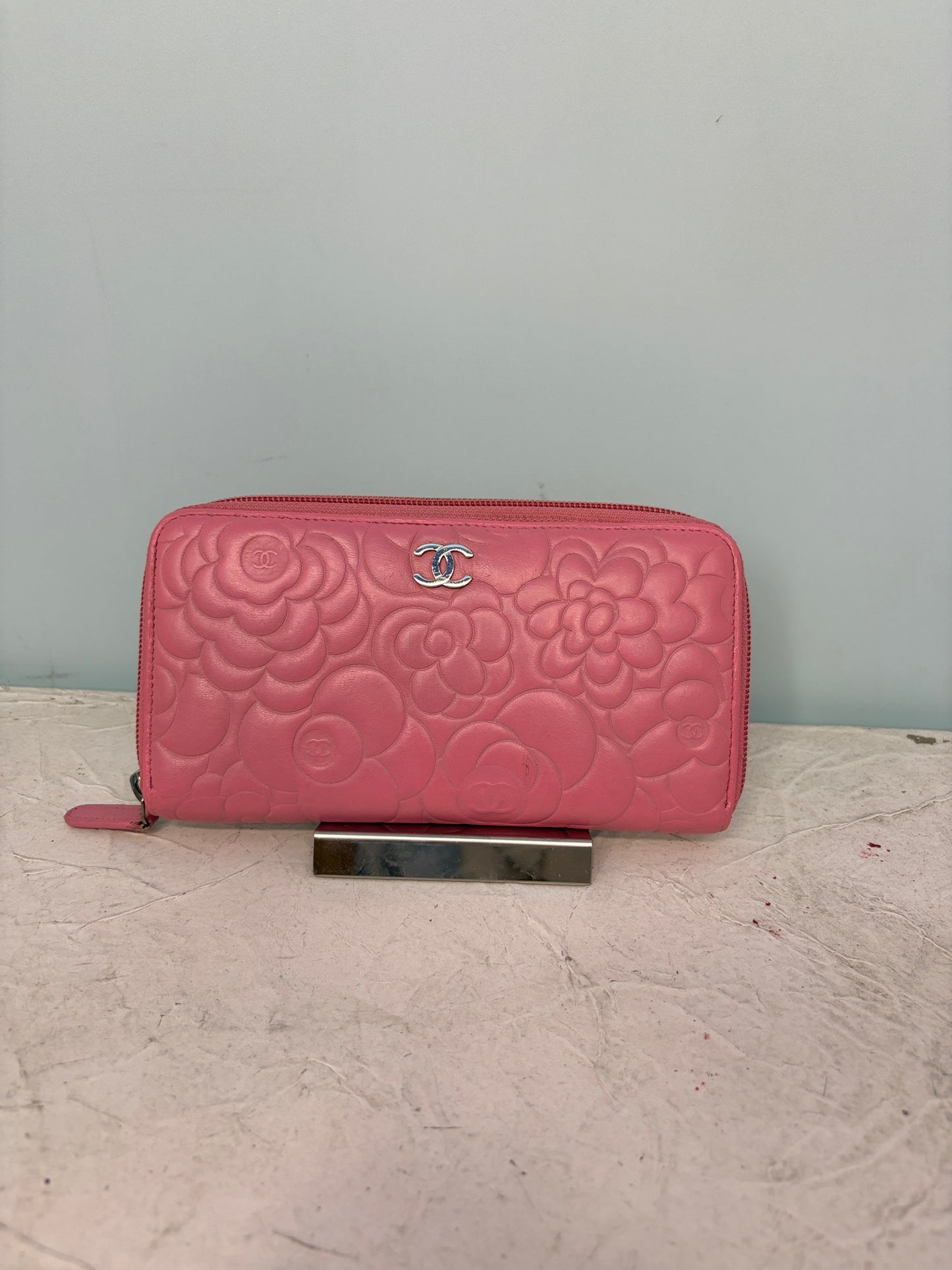 Chanel Pink Camellia Continental Wallet