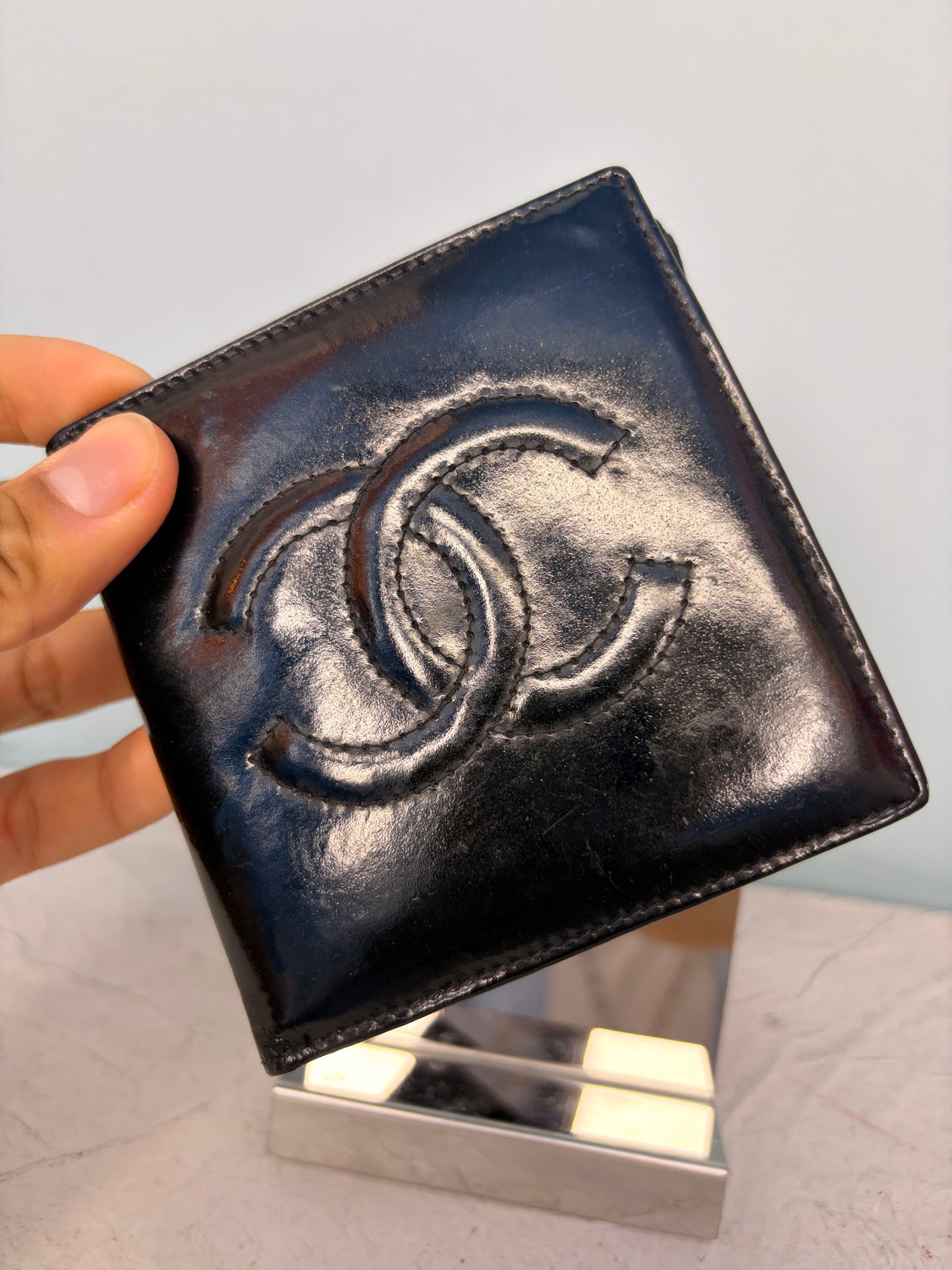 Chanel CC Logo Patent Leather Wallet Black