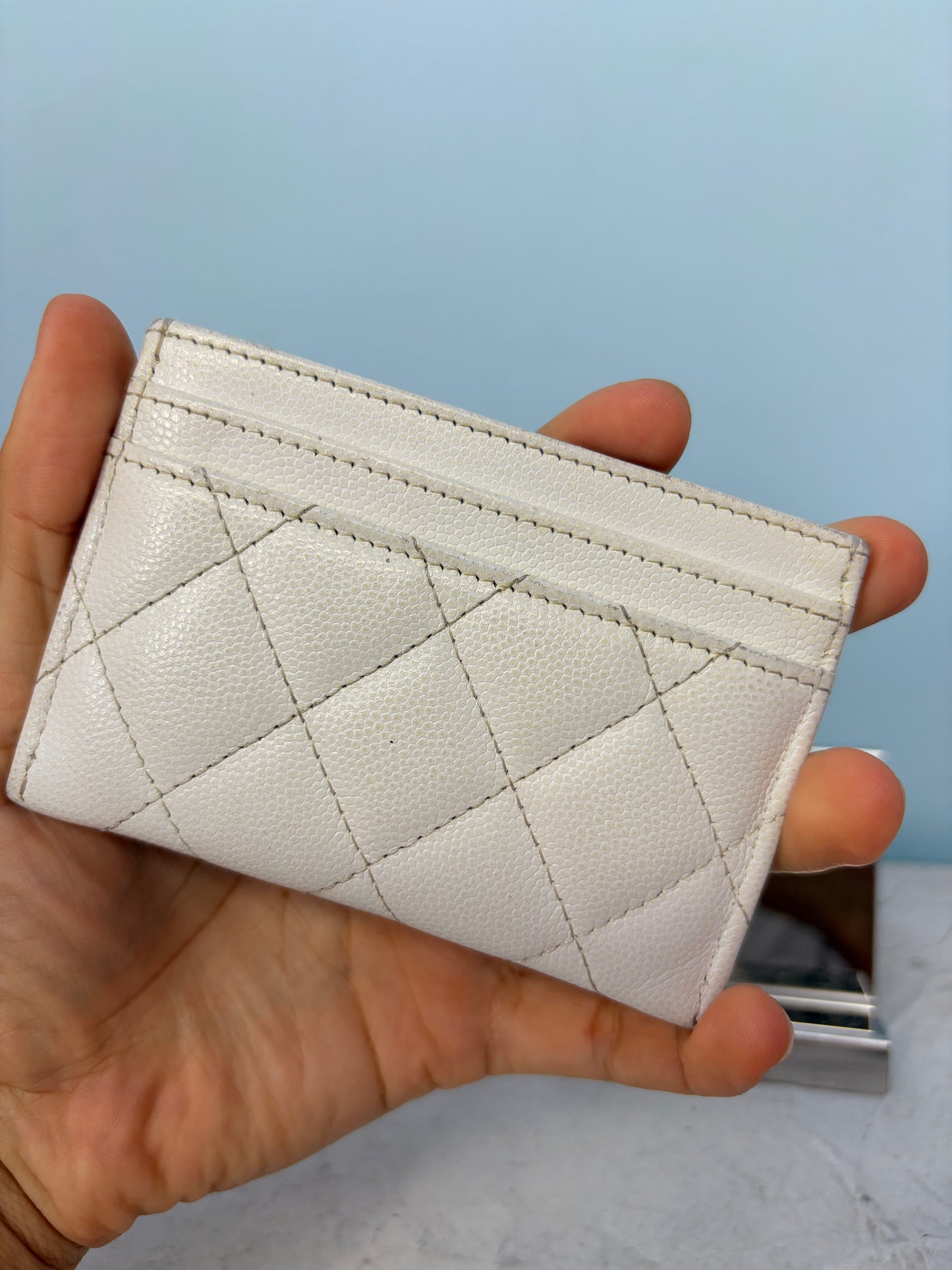 Chanel Quilted Caviar Cardholder in White with Black CC Logo