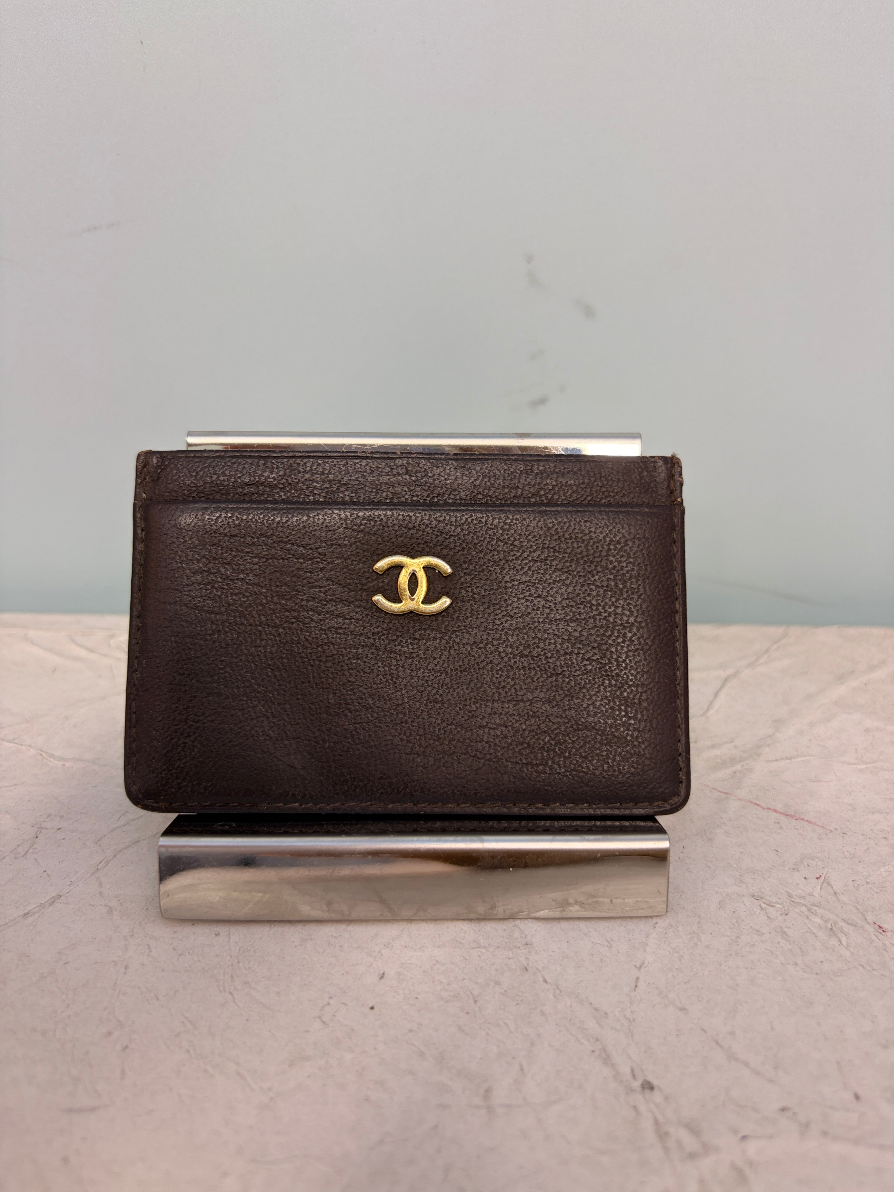 Chanel – Thirteen Crosby