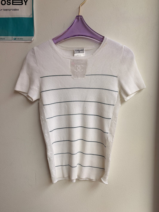 Chanel Spring 2004 White Knit Short Sleeve Top