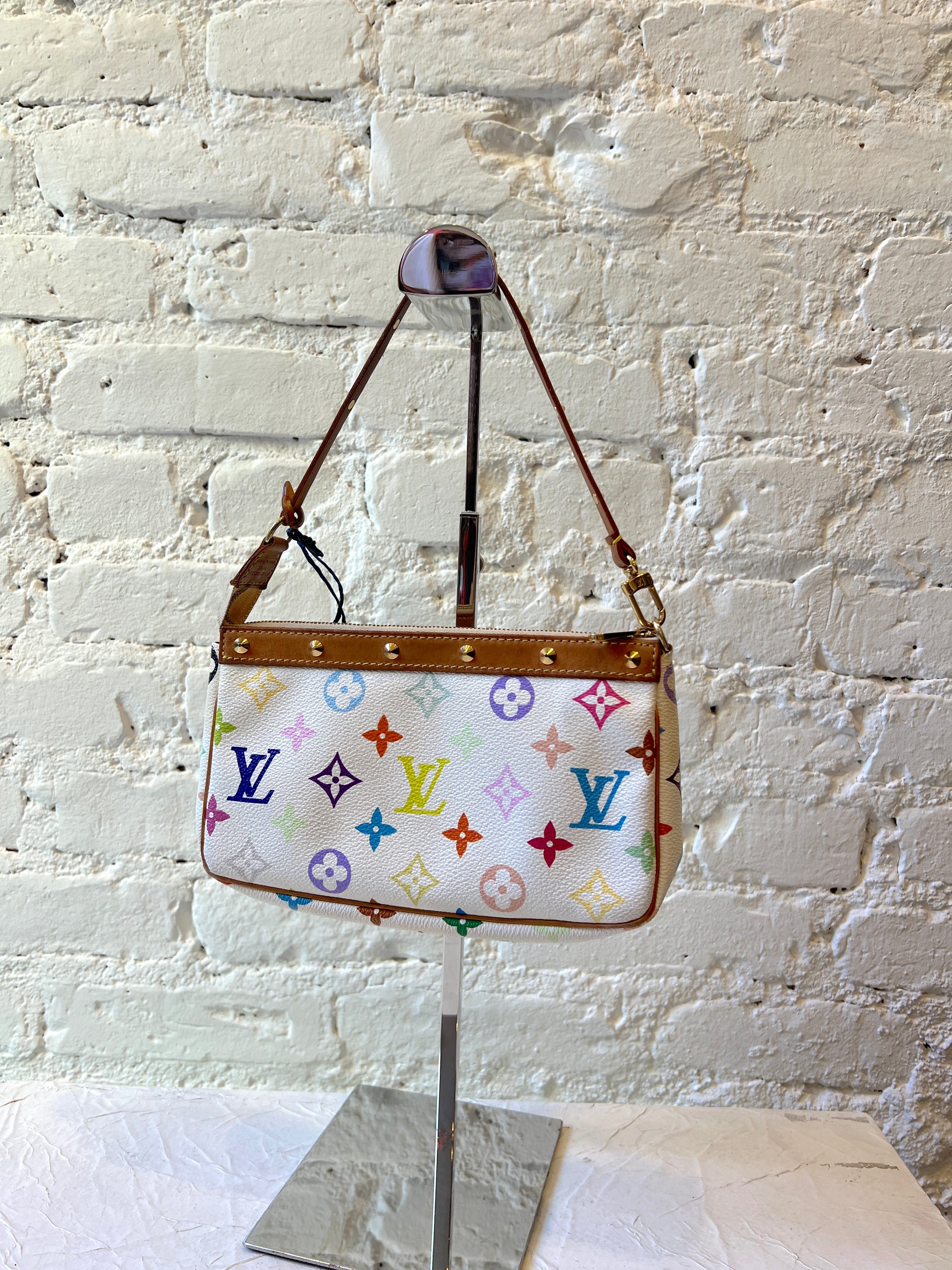 Louis Vuitton Vintage Multicolor Takashi Murakami Pochette 2003 NYC Authentic Japan White Mini