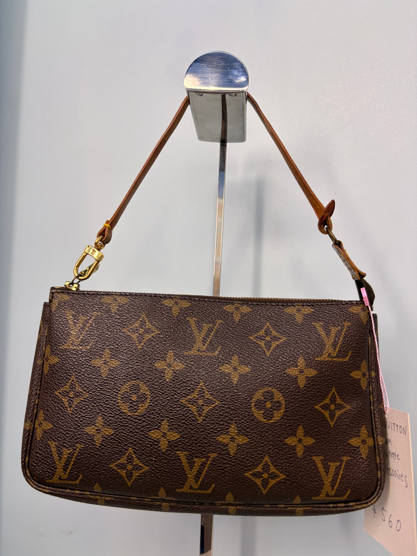 Louis Vuitton Monogram Pochette