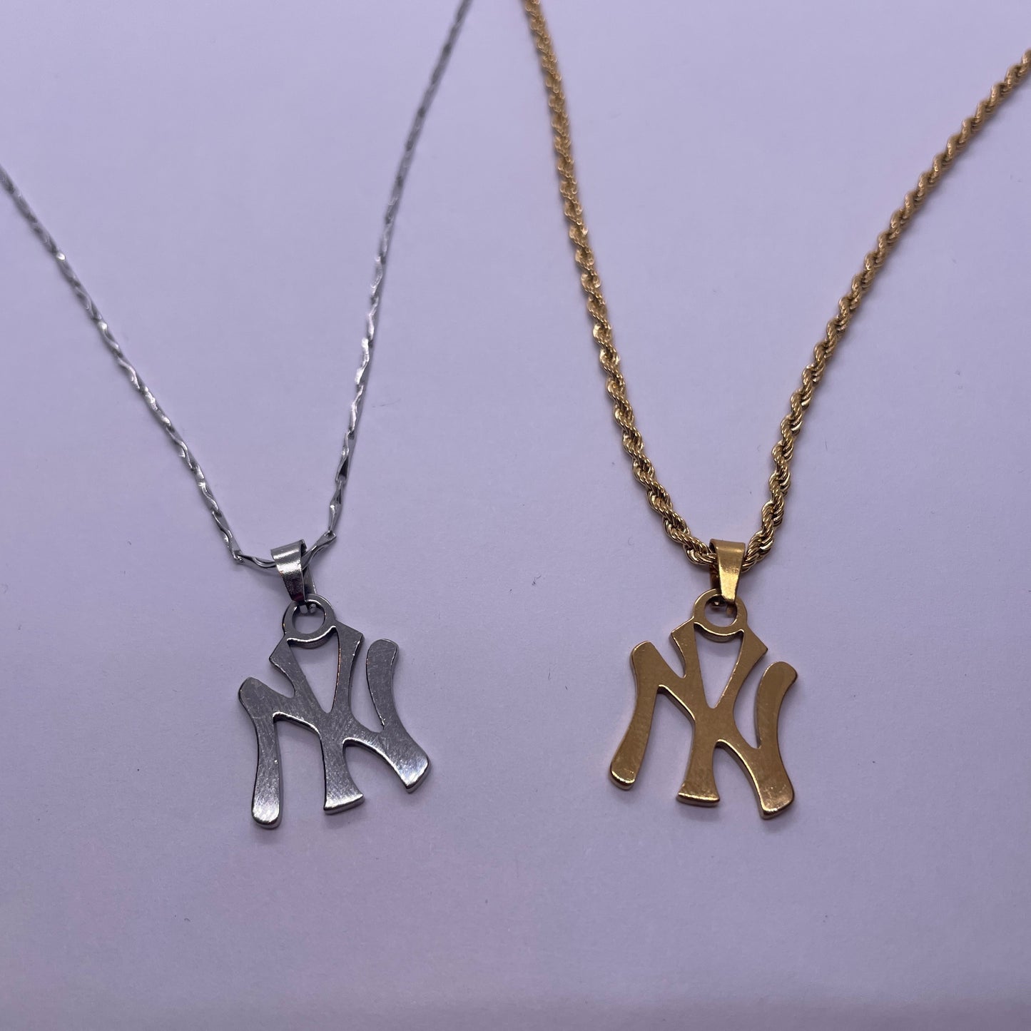 NY Yankees Pendant Necklace