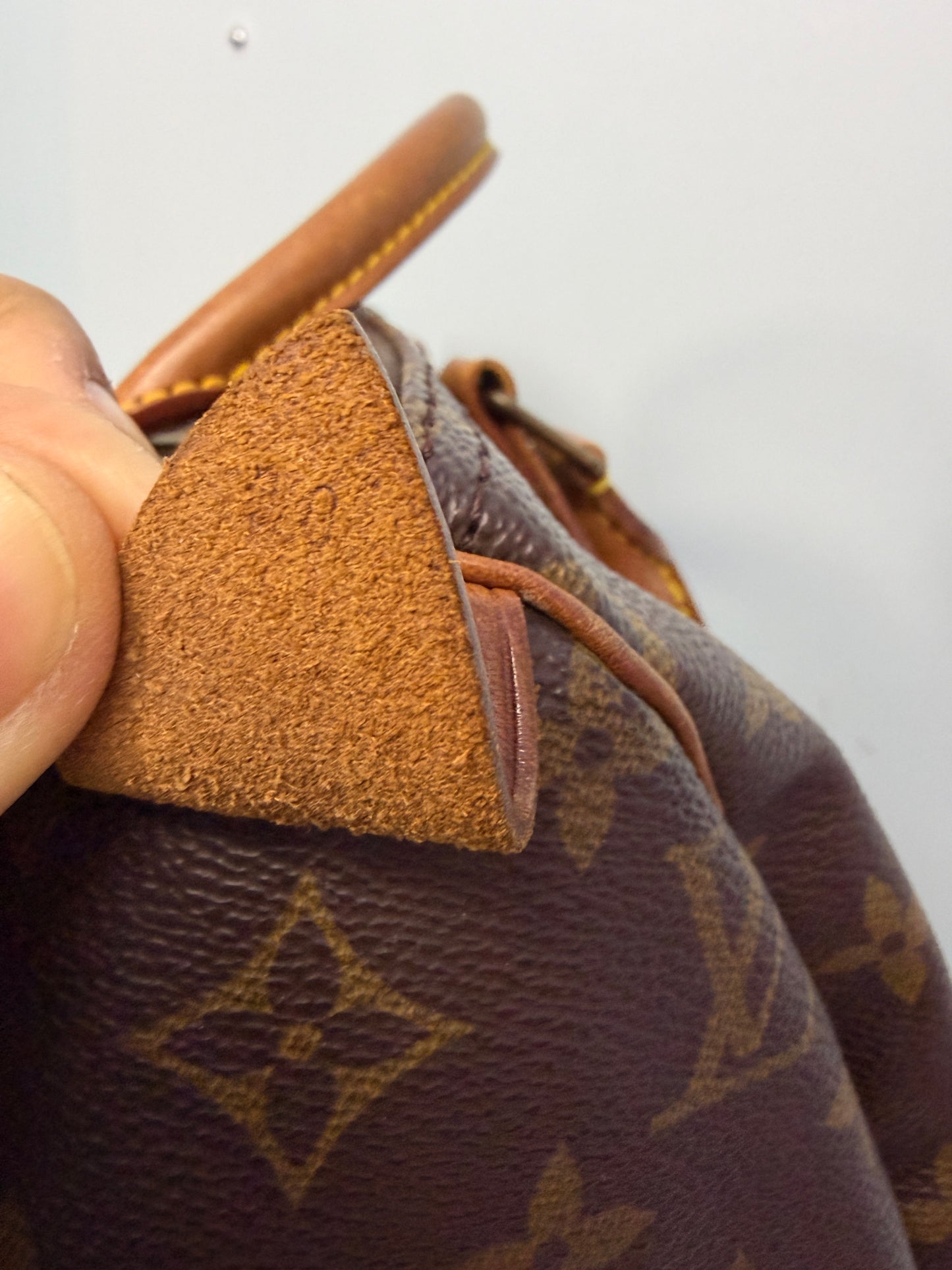 Vintage Louis Vuitton Speedy 30