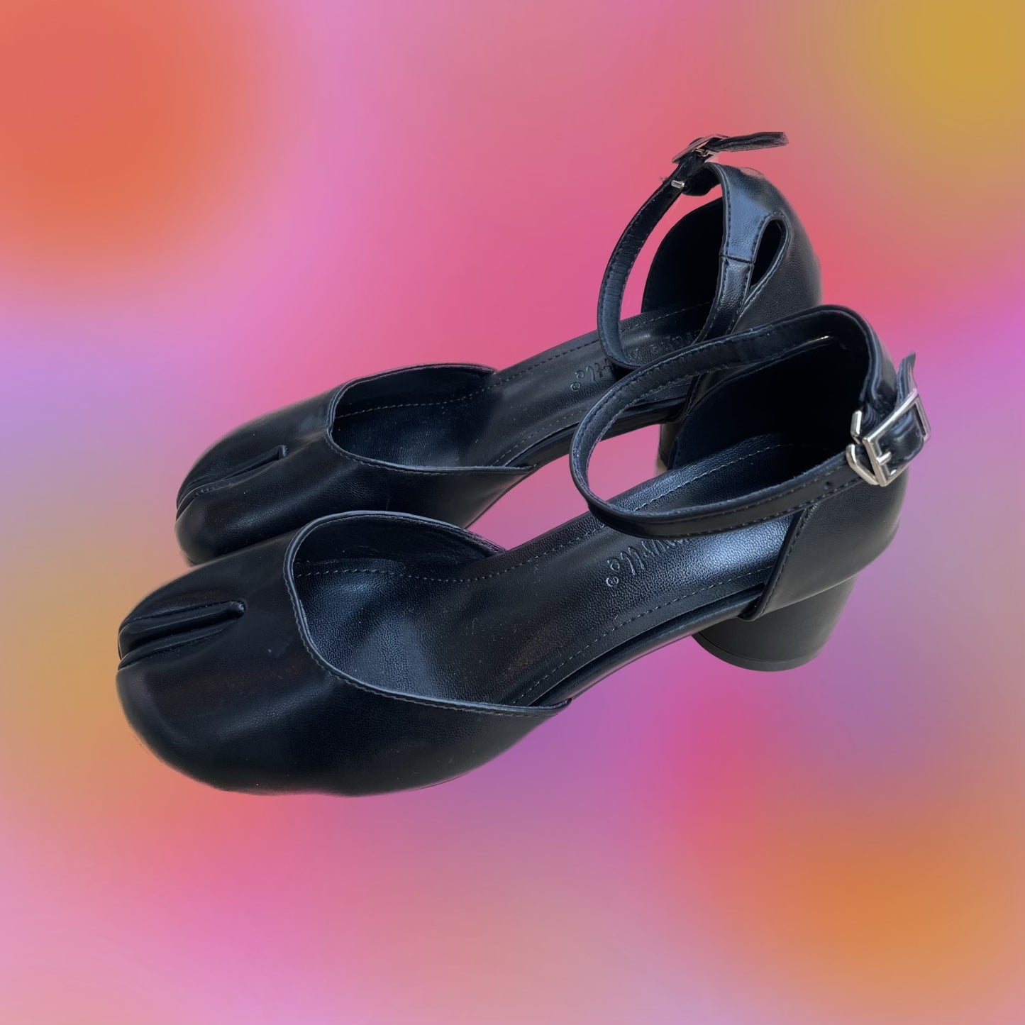 Tabi Style Heels (Black)